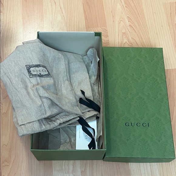 Gucci Other - Gucci Green Box with Gucci Beige Dust Bag